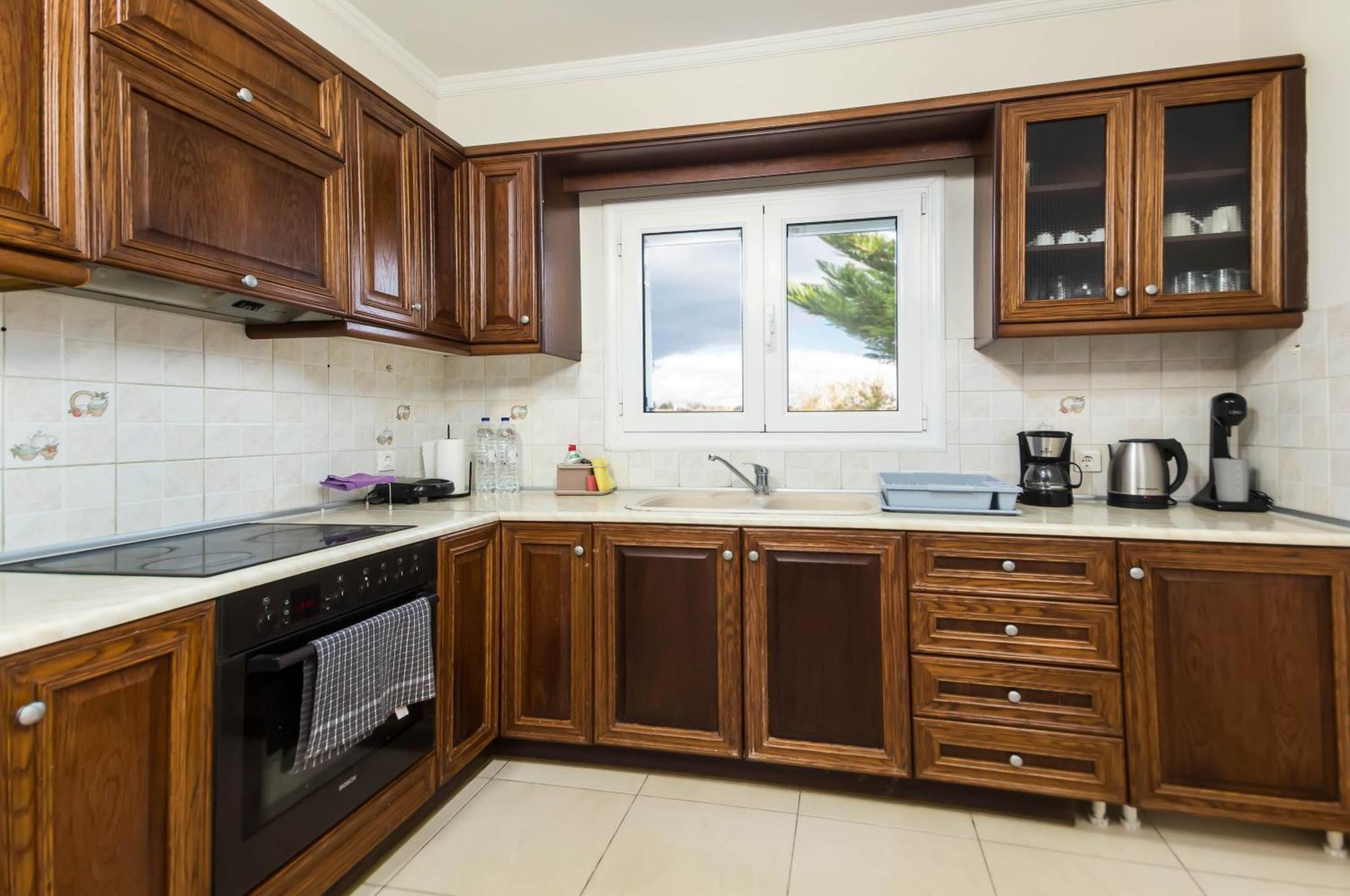 Διωροφη Μεζονετα-2Km Απο Το Κεντρο-Iliana House Alepou Exterior foto