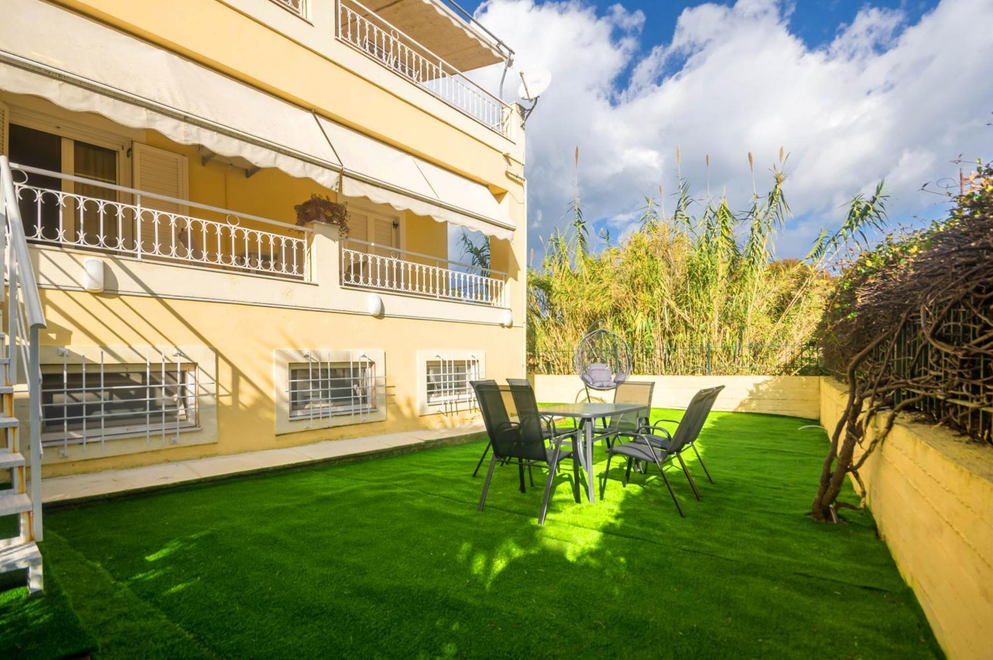 Διωροφη Μεζονετα-2Km Απο Το Κεντρο-Iliana House Alepou Exterior foto